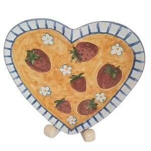 Mesa International Heart Plate Handcrafted Hungary Strawberry Floral Wall‎ Decor
